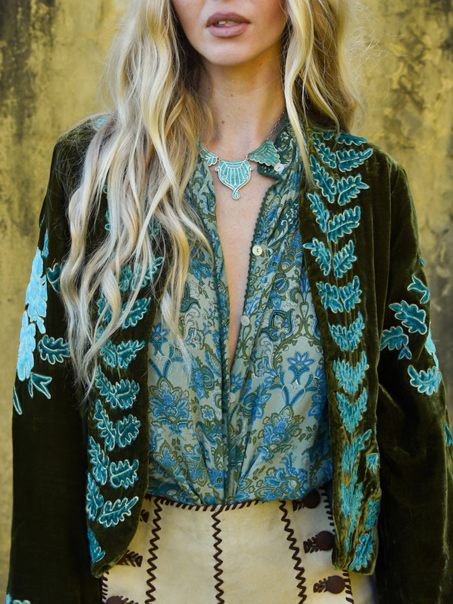 Vintage leaf embroidered velvet short cardigan