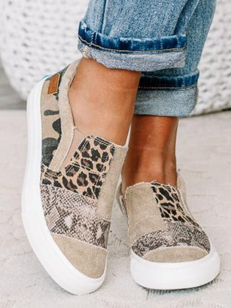 Vintage All Season Snakeskin Split Joint Sports & Outdoor Flat Heel Round Toe Fabric EVA Sneakers for Women