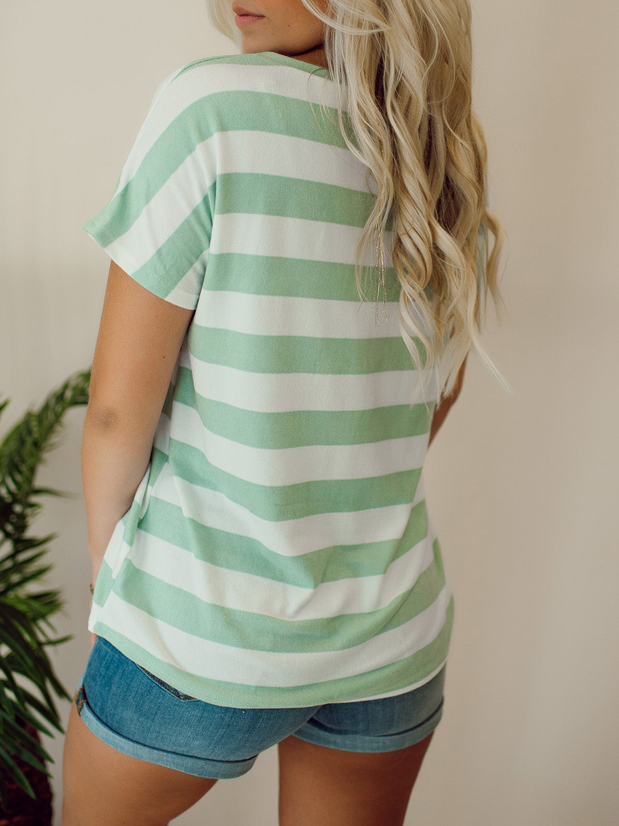 Green striped pocket T-shirt