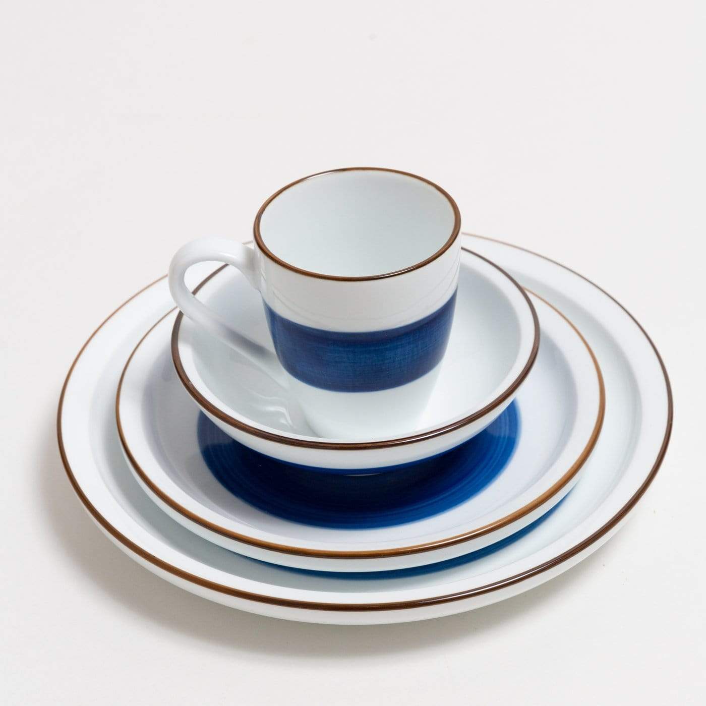 (Store Closing Sale) Flur Dinnerware Set