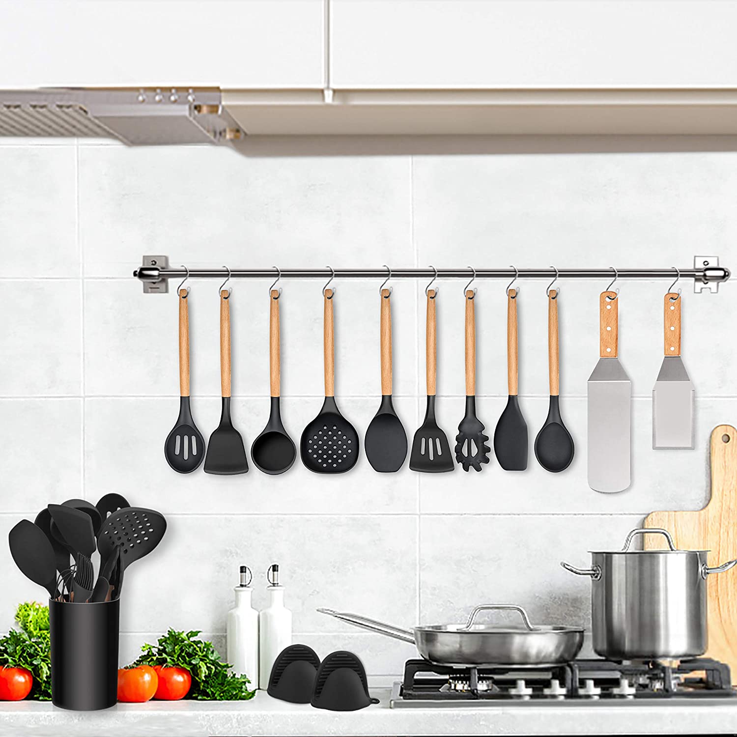 (Store Closing Sale) 30 pieces of kitchen cooking utensils and brackets