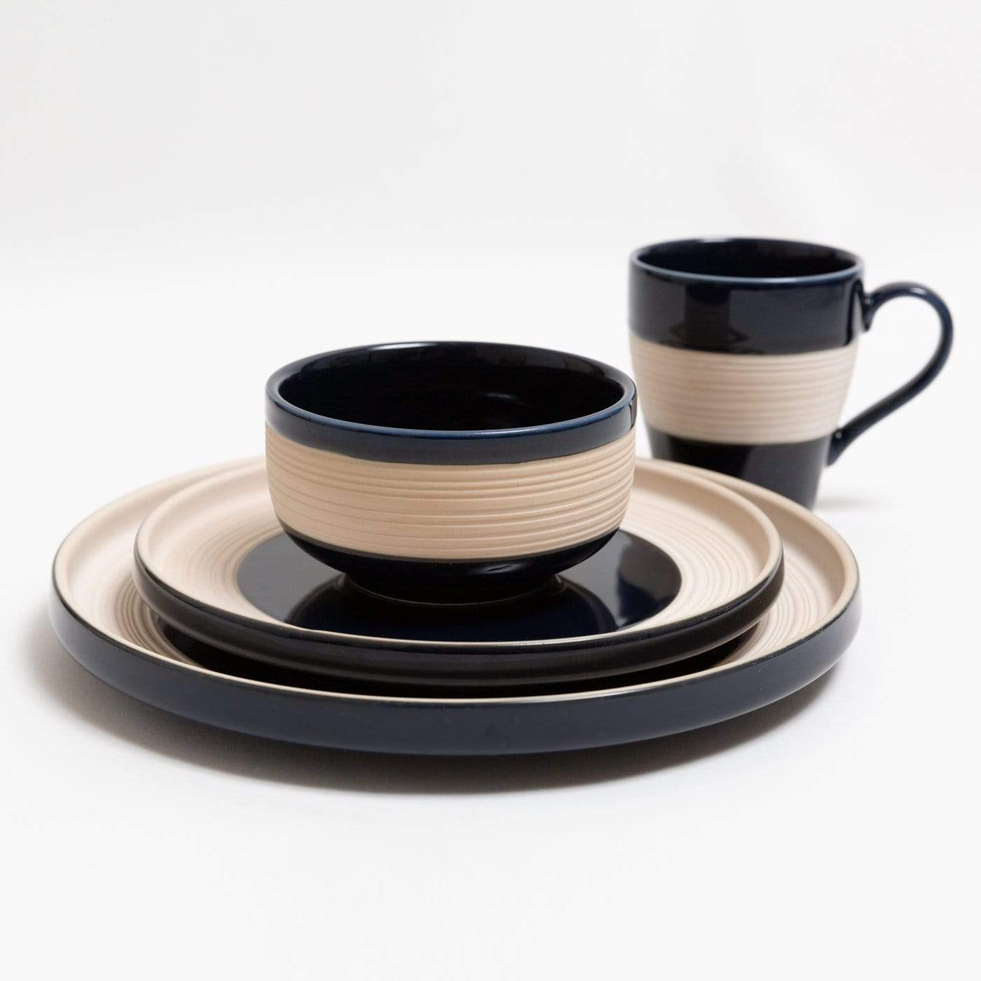 (Store Closing Sale) Feld Dinnerware Set