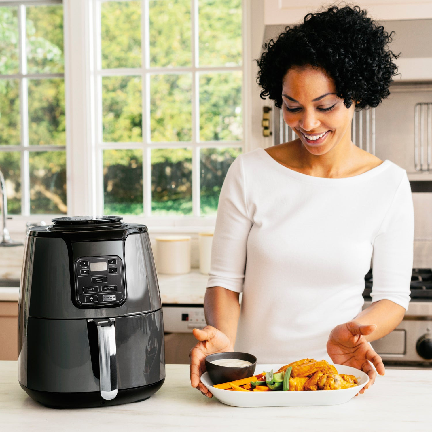 (Store Closing Sale) 4 Quart Air Fryer with Reheat & Dehydrate, Black, Silver, AF100WM