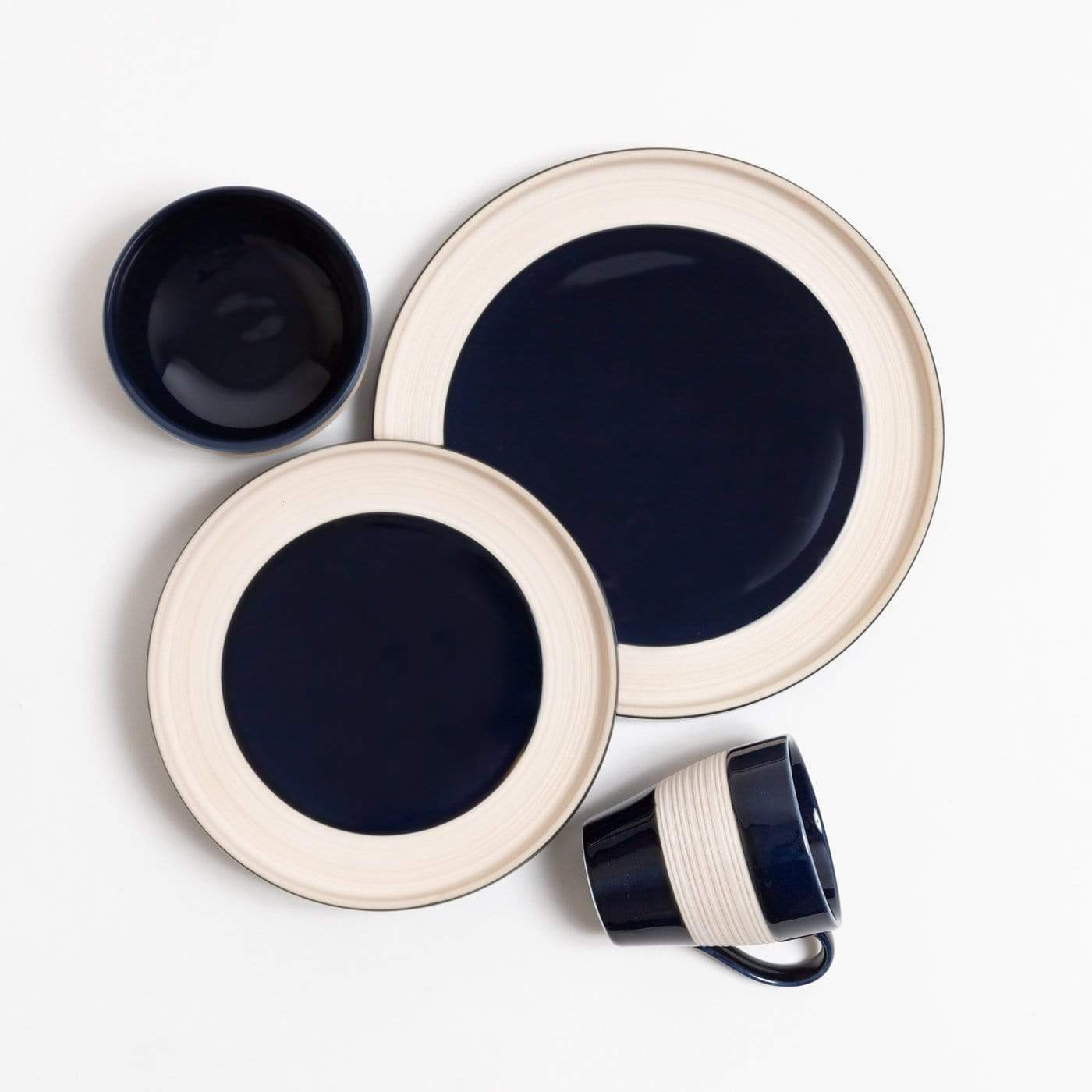 (Store Closing Sale) Feld Dinnerware Set